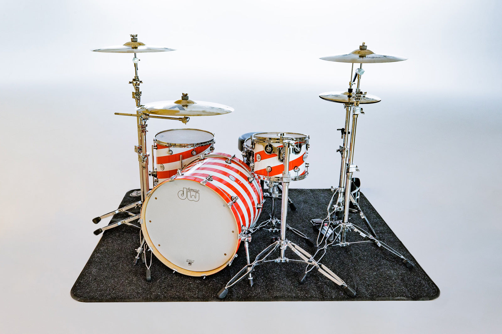 travis barker drum gear Edging Complete Drum Kit
